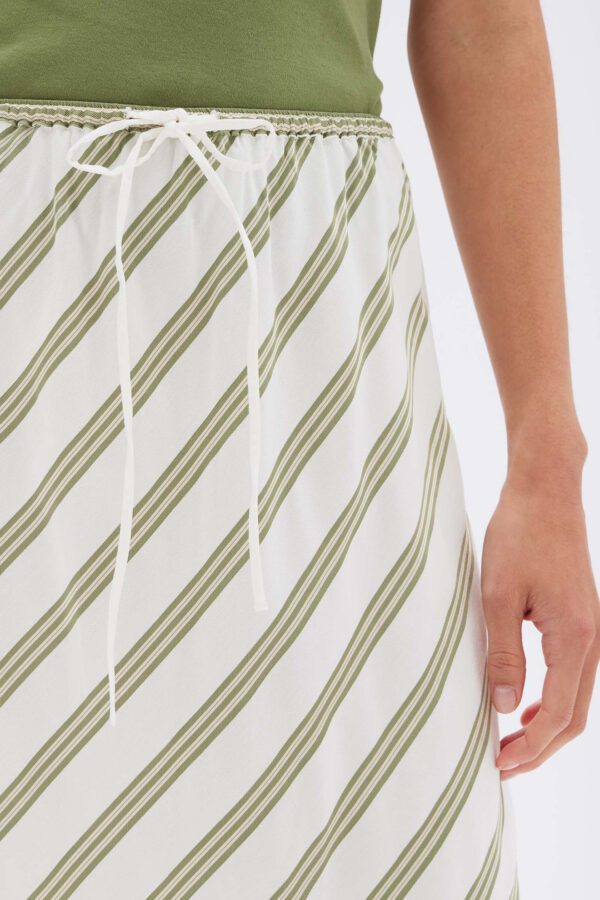 Assembly Label - Isola Stripe Skirt - Image 2