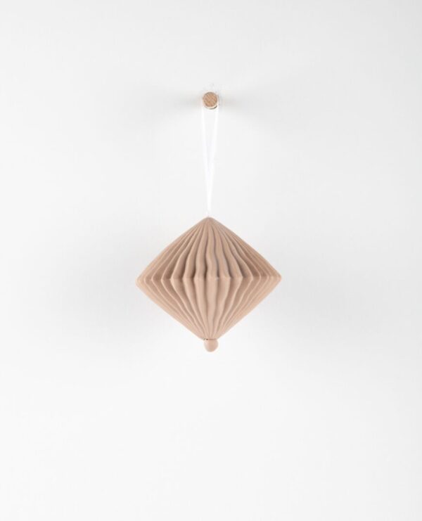 Fable Hanging Porcelain